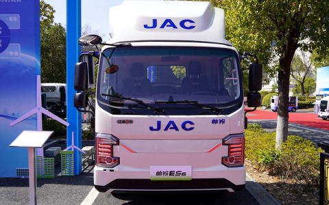 JAC Shuailing ES6: Seven Key Features to Establish a New Benchmark in High-End Pure Electric Light Trucks