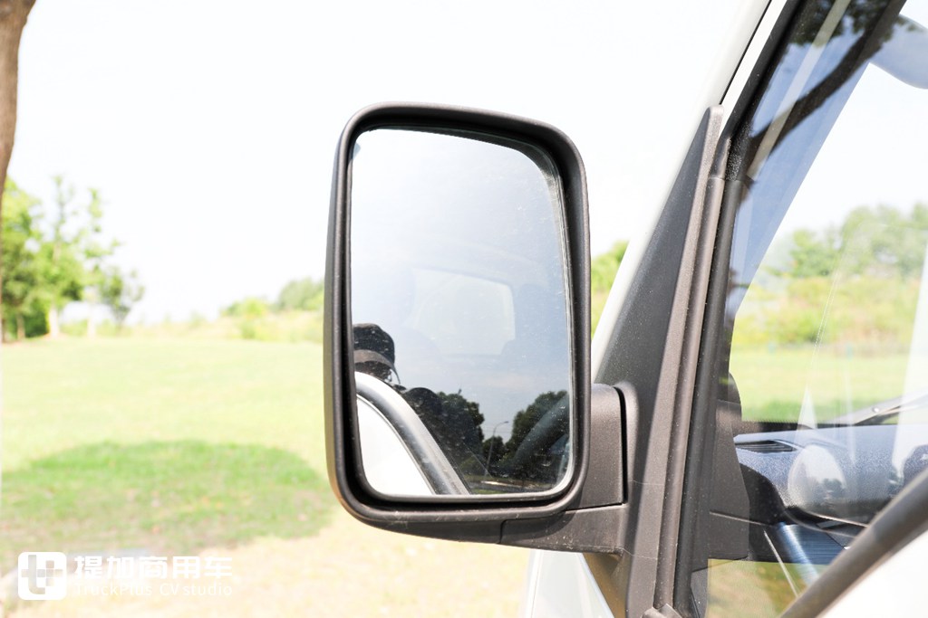 高級豪華キャブオーバー型トラックとは？どのような装備が必要なのか？江淮1卡恺达U7電動キャブオーバー型トラックの実写で解説