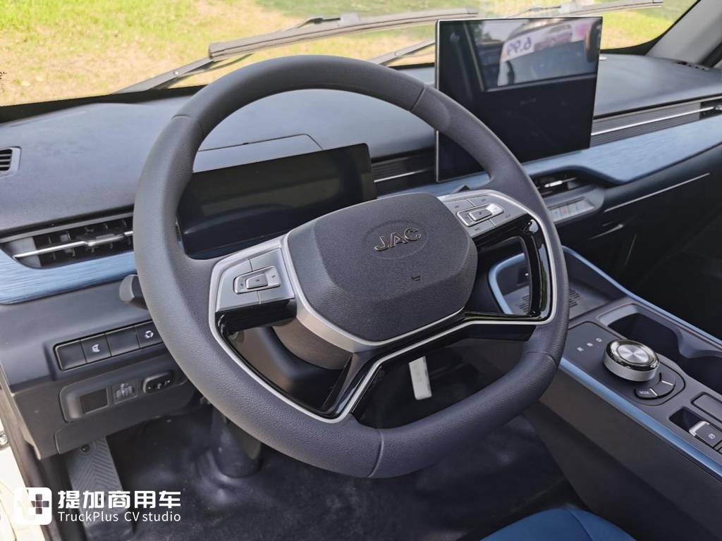 高級豪華キャブオーバー型トラックとは？どのような装備が必要なのか？江淮1卡恺达U7電動キャブオーバー型トラックの実写で解説