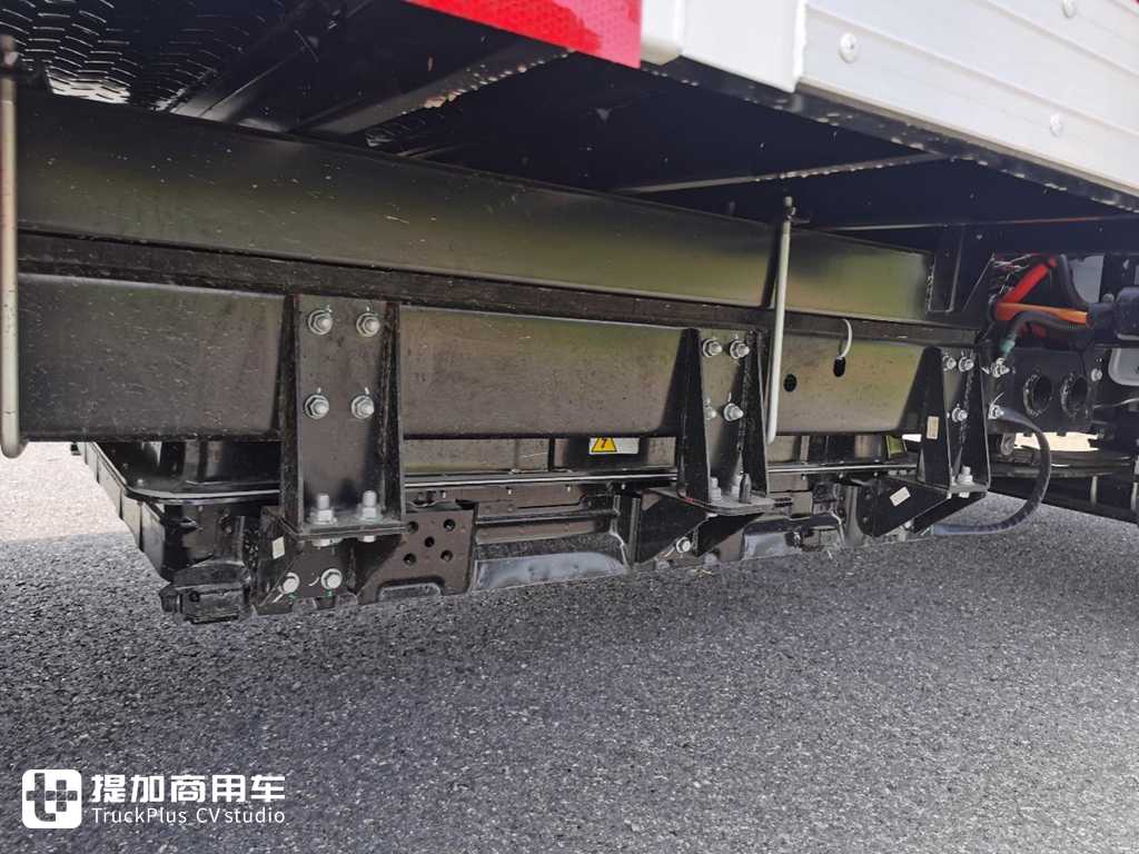高級豪華キャブオーバー型トラックとは？どのような装備が必要なのか？江淮1卡恺达U7電動キャブオーバー型トラックの実写で解説
