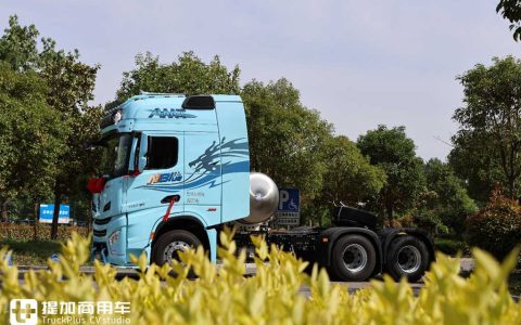 売上台数が3.2万台を突破！製品リード戦略を深化し、陕汽（シャンチー）は上半期の成長を継続