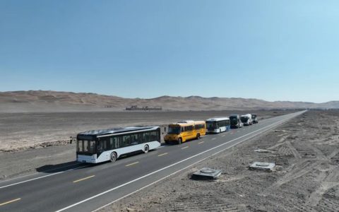 炎天下の鍛錬、極限の走り - 2024年夏、BYD商用車高温試験
