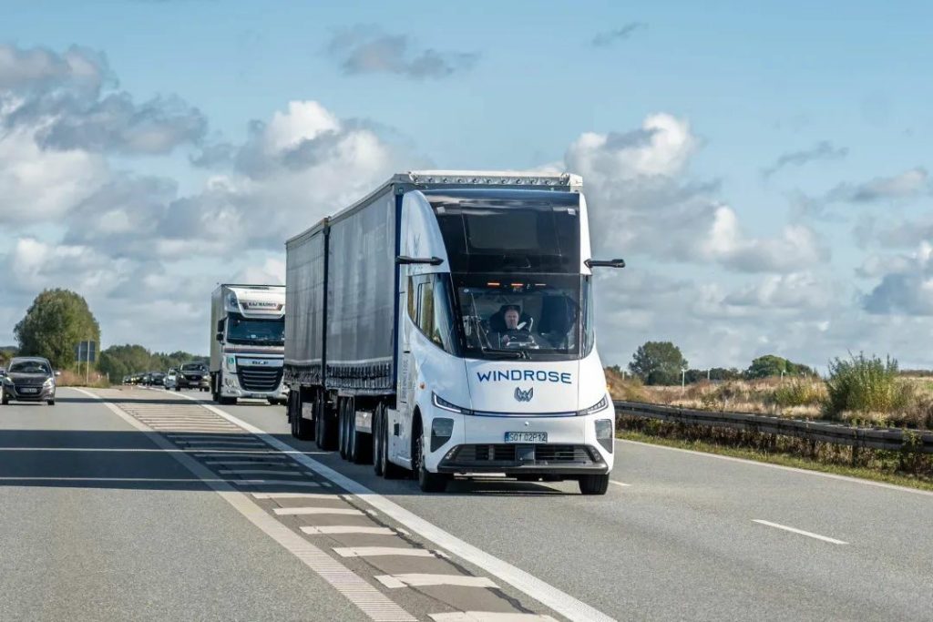苇渡Windroseの純電動大型トラックは量産の条件を備えており、予定通りに納車を開始する予定です