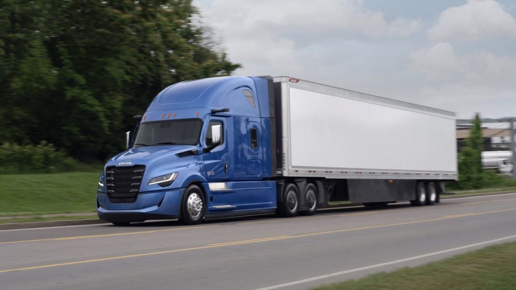 アメリカの重型トラックの新車注文数が 60％減少！