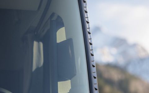 エアロダイナミック構造を導入し、ボルボの FH と FM の燃油効率がさらに 2% 向上