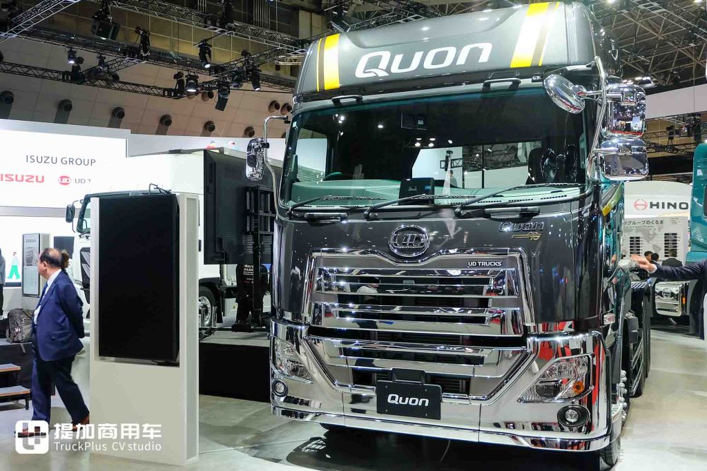 2025 日本モビリティショー|新型 Giga が登場、UD 日産ディーゼル車種が注目を集め、いすずグループ展示車実況撮影