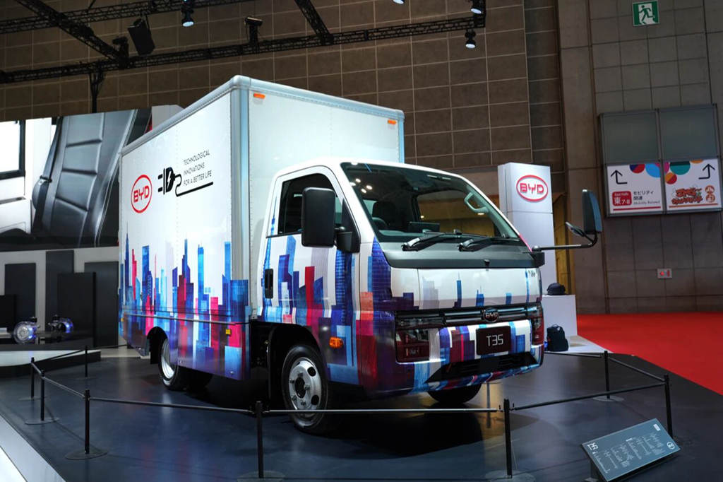 比亜迪が中国国際商用車博覧会に出展、純電動轿卡 T4 を世界初発売