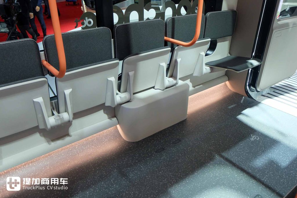 2025 日本モビリティショー|ダカールラリー車、新一代高級バスが登場、HINO 日野の展示車実況撮影