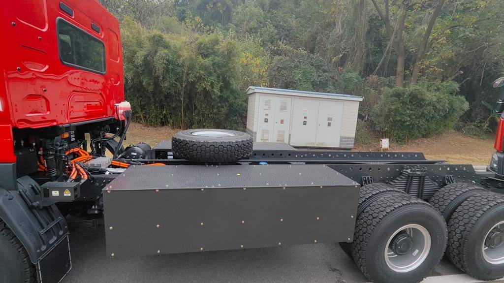 新エネルギーダンプトラックの追い風到来——乗龍(Chenglong)H7 6×4が三大実力で先行