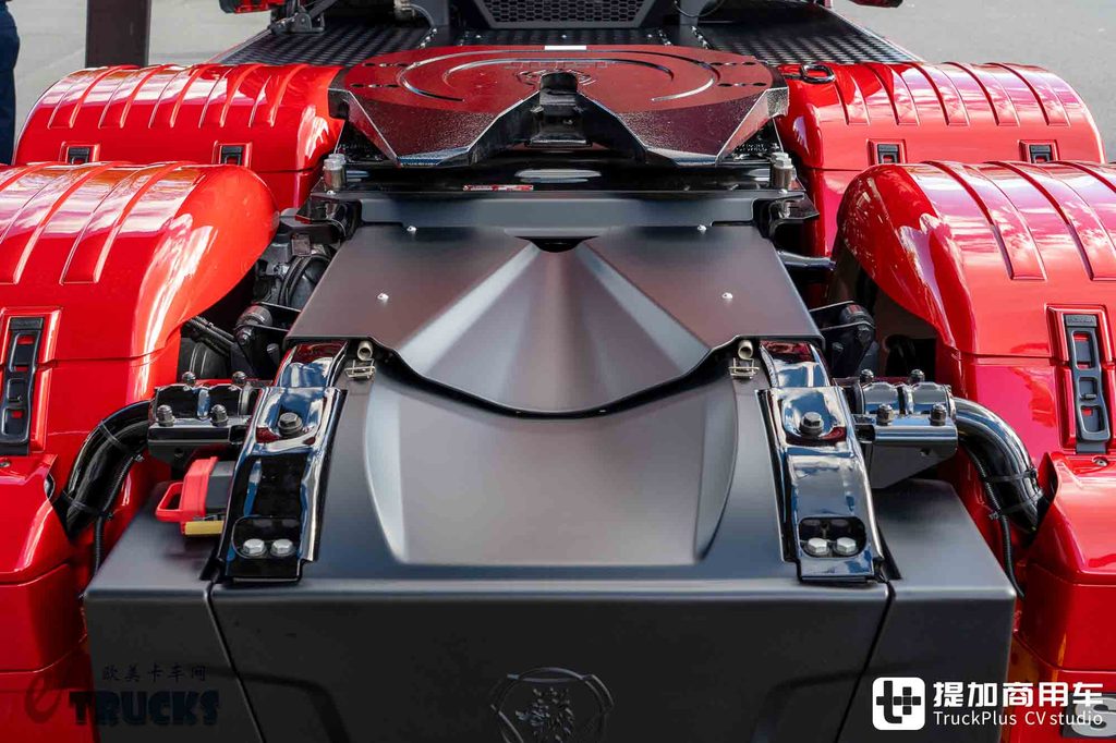 IAA 2026:キャブ80cm延長・770馬力V8——スカニアLongLineトラクター徹底実写レポート