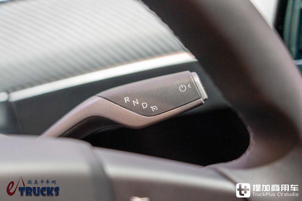 IAA 2026:世界最先端の電動トラック?実は妥協だらけ——テスラSemi徹底実写レビュー