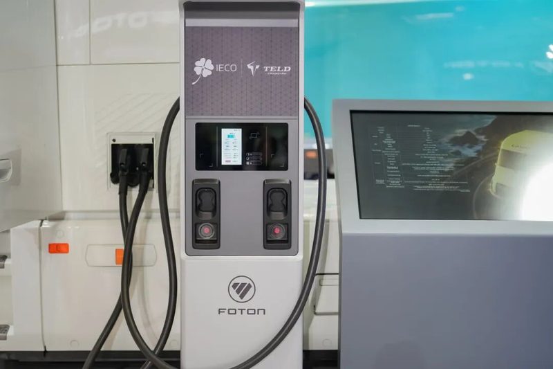 メガワット超急速充電時代へ:フォトンがハノーバーでCAVAN BEACONを正式発表