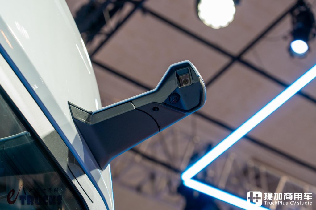 IAA 2026:新フェイス、隠しドアハンドル、そして電子ミラー?スカニア新型Dynamic 430 Rトラクター徹底実写レビュー