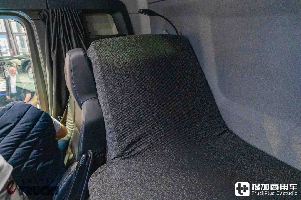 IAA 2026:新フェイス、隠しドアハンドル、そして電子ミラー?スカニア新型Dynamic 430 Rトラクター徹底実写レビュー