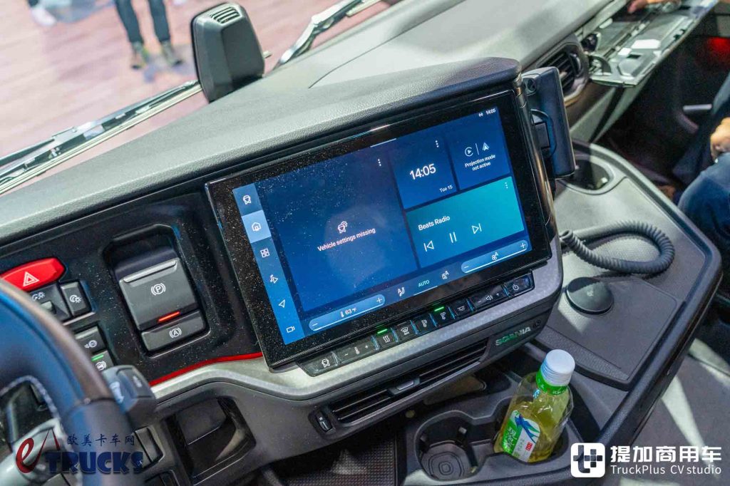 IAA 2026:新フェイス、隠しドアハンドル、そして電子ミラー?スカニア新型Dynamic 430 Rトラクター徹底実写レビュー