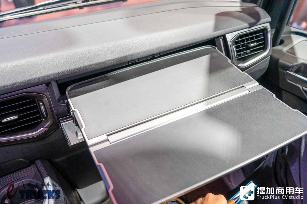 IAA 2026:新フェイス、隠しドアハンドル、そして電子ミラー?スカニア新型Dynamic 430 Rトラクター徹底実写レビュー