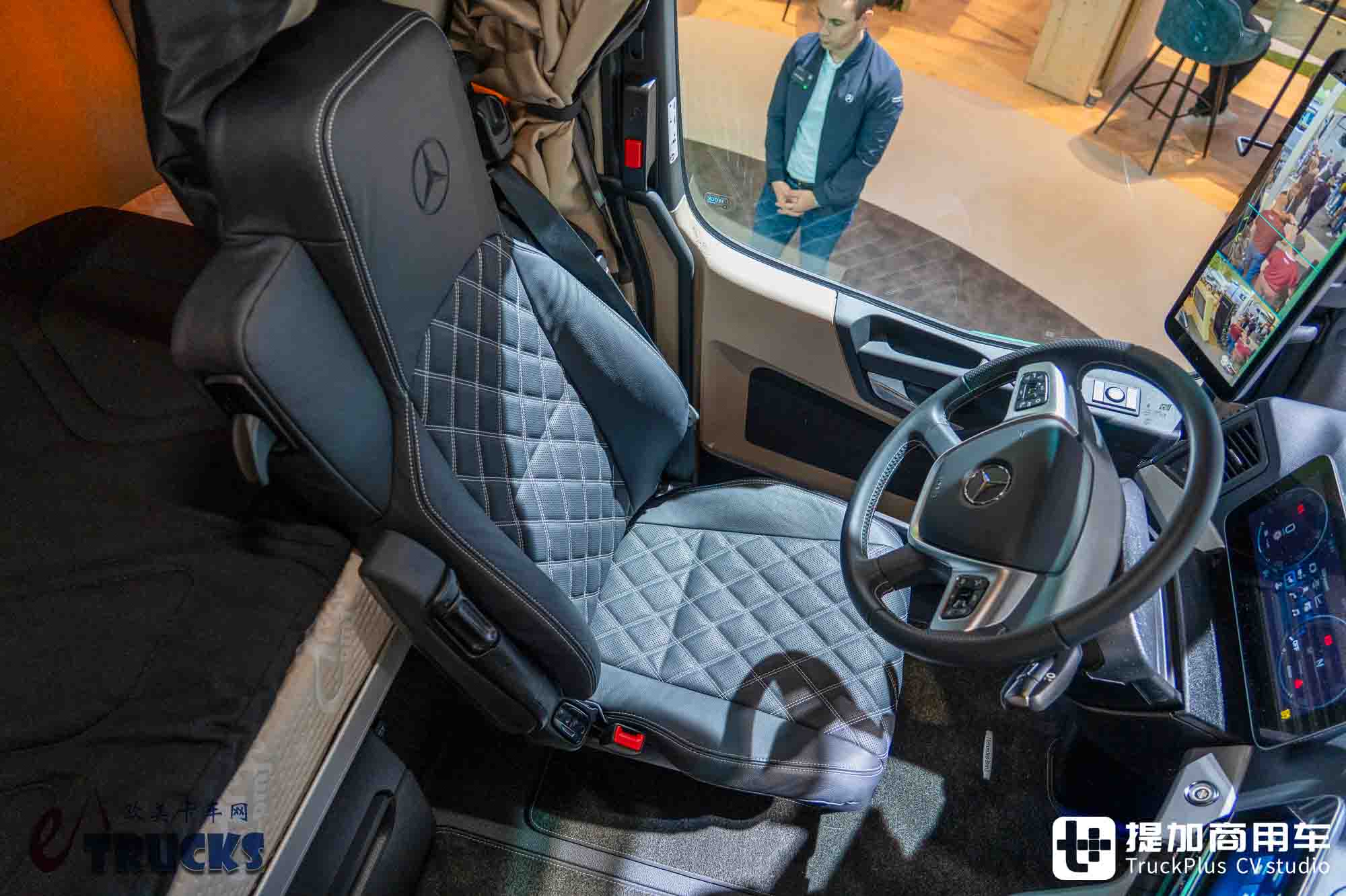 IAA 2026:長距離電動トラックもローサドルに挑戦?メルセデス・ベンツeActros Lowlinerトラクター徹底実写レビュー
