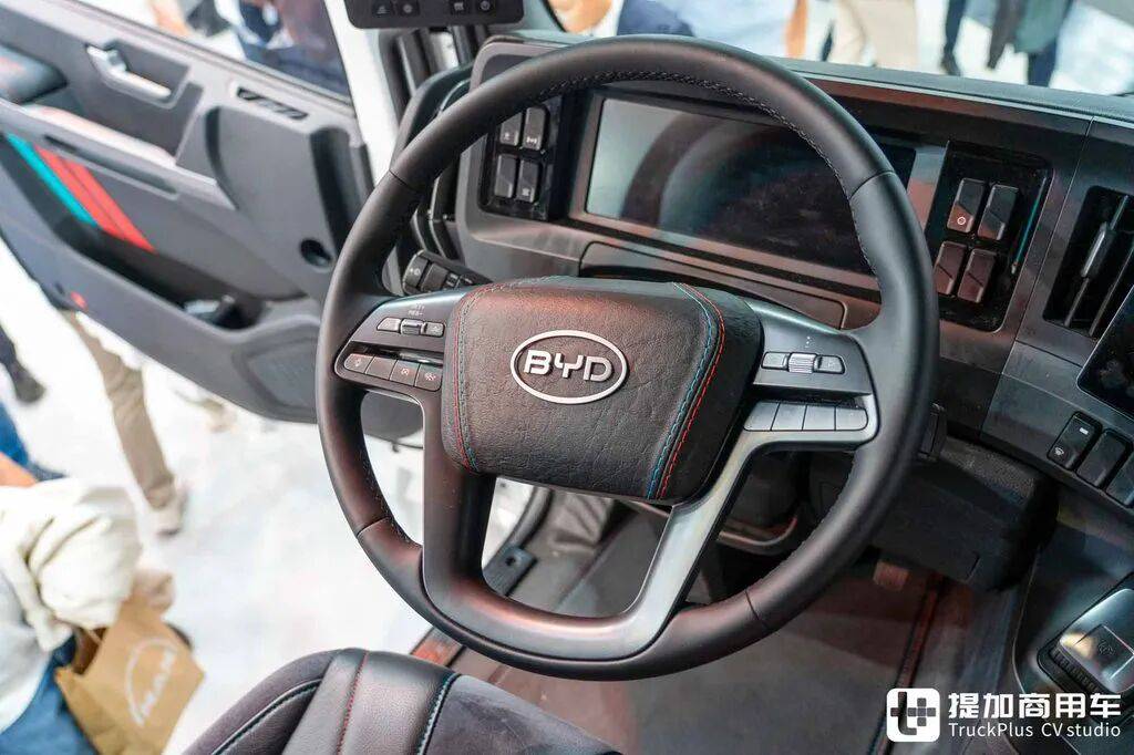 IAA 2026:1000馬力電動駆動+メガワット急速充電、さらに5つ星安全!BYD ETT 44純電動トラクター徹底解説