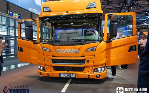 2026 IAA：お馴染みのスカニア、異なる「低姿勢」——30 L 純電低入口トラック徹底実写レビュー