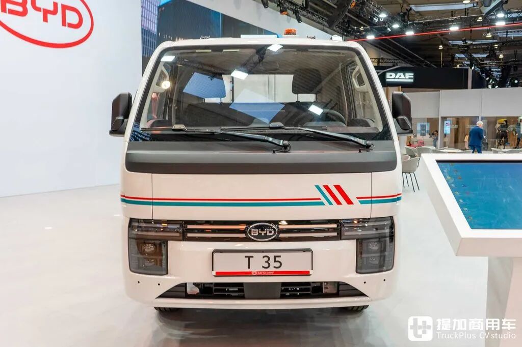 BYDの軽トラックT4が欧州進出?海外版T35小型トラックがハノーバーに登場