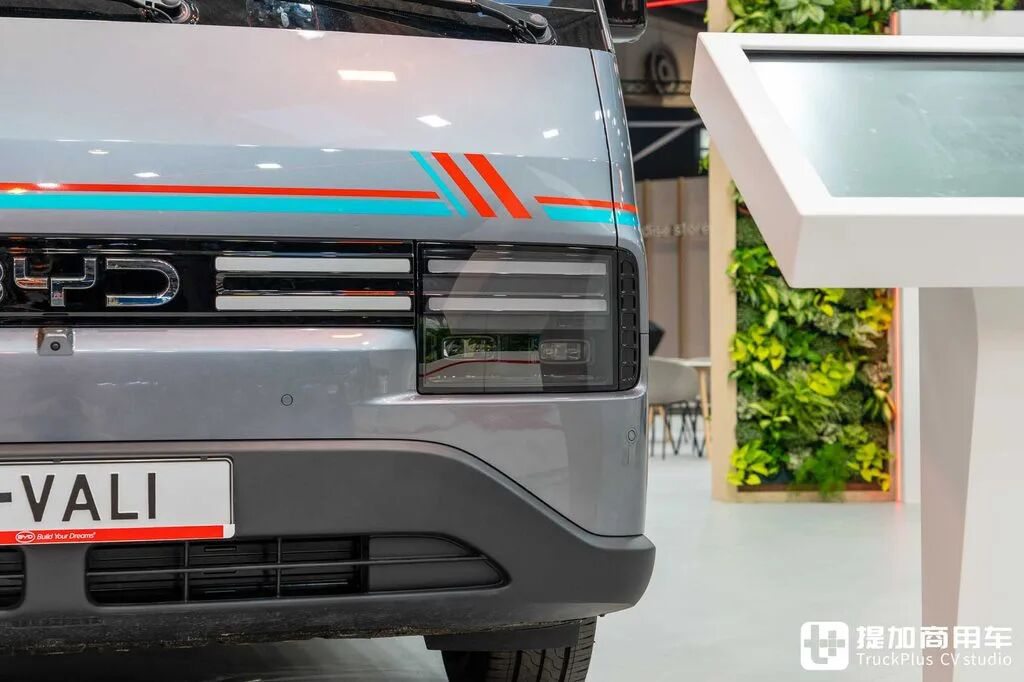 国内では珍しいBYDのバン？四駆オプションと外部給電対応——BYD E-Valiを徹底的に実車取材