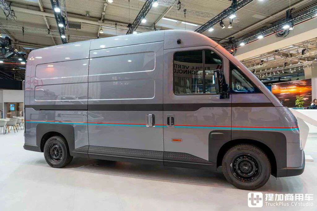 国内では珍しいBYDのバン？四駆オプションと外部給電対応——BYD E-Valiを徹底的に実車取材