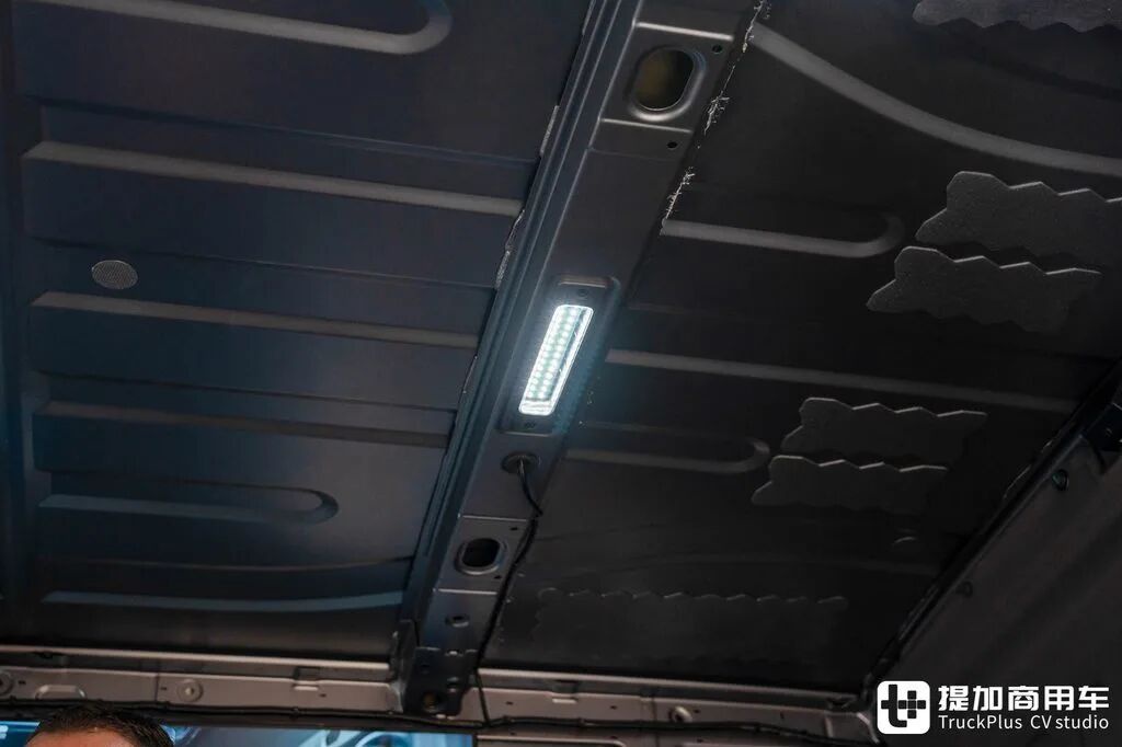 国内では珍しいBYDのバン？四駆オプションと外部給電対応——BYD E-Valiを徹底的に実車取材