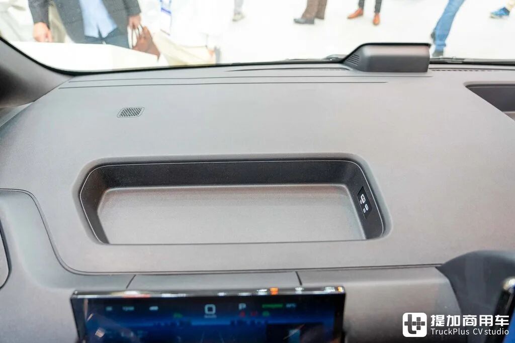 国内では珍しいBYDのバン？四駆オプションと外部給電対応——BYD E-Valiを徹底的に実車取材